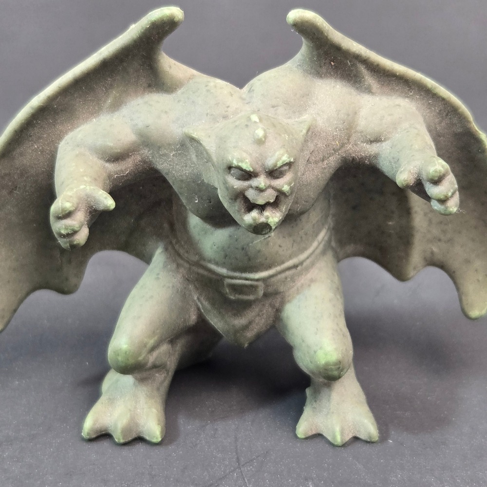 Vintage 1994 Gargoyles Goliath Action Figure Burger King Toy Green Stone Finish - Picture 2 of 7